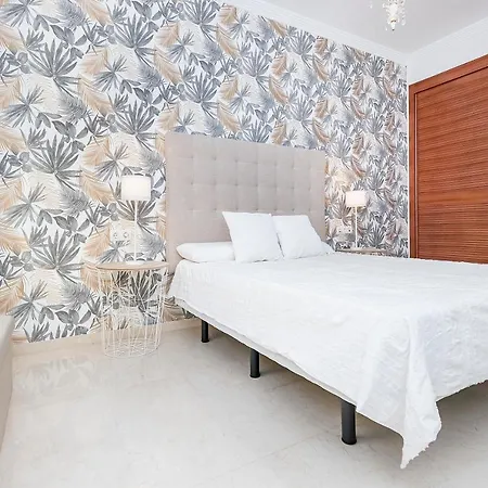 Bhost - Colon Apartment Malaga Exterior photo
